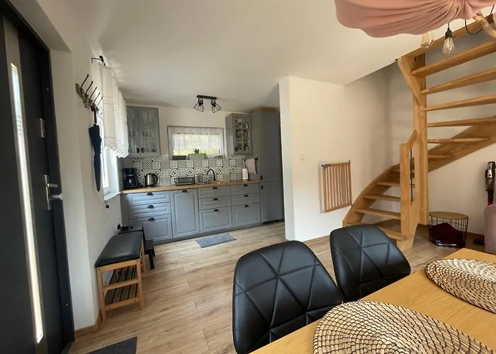 Semesterbostad Pine House *