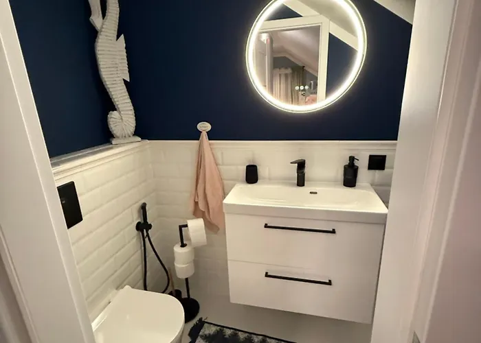 Pine House Semesterbostad *